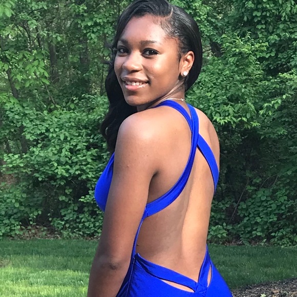 PROM DRESS FOR SELL - Picture 4 of 4